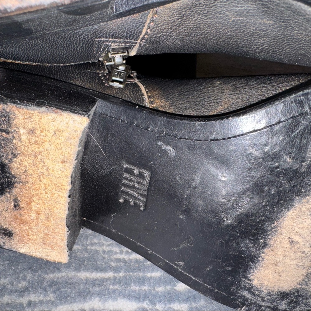 Frye Women’s Carson Black Knee-High Leather Boots “Antiqued Black”EUC 10B - Picture 3 of 13